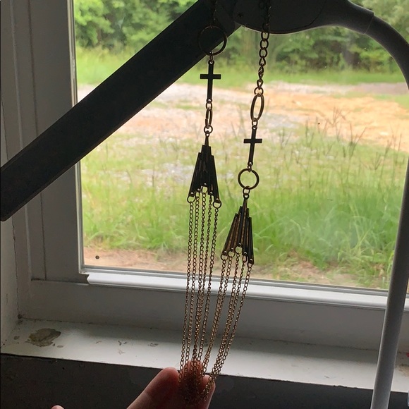 Cross necklace - Picture 1 of 2